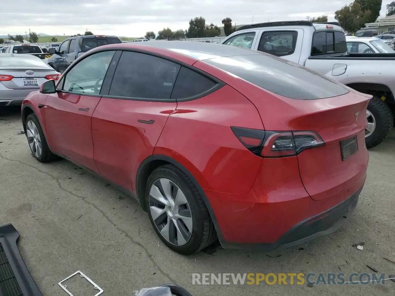 2 Photograph of a damaged car 7SAYGDEE5PF922398 TESLA MODEL Y 2023
