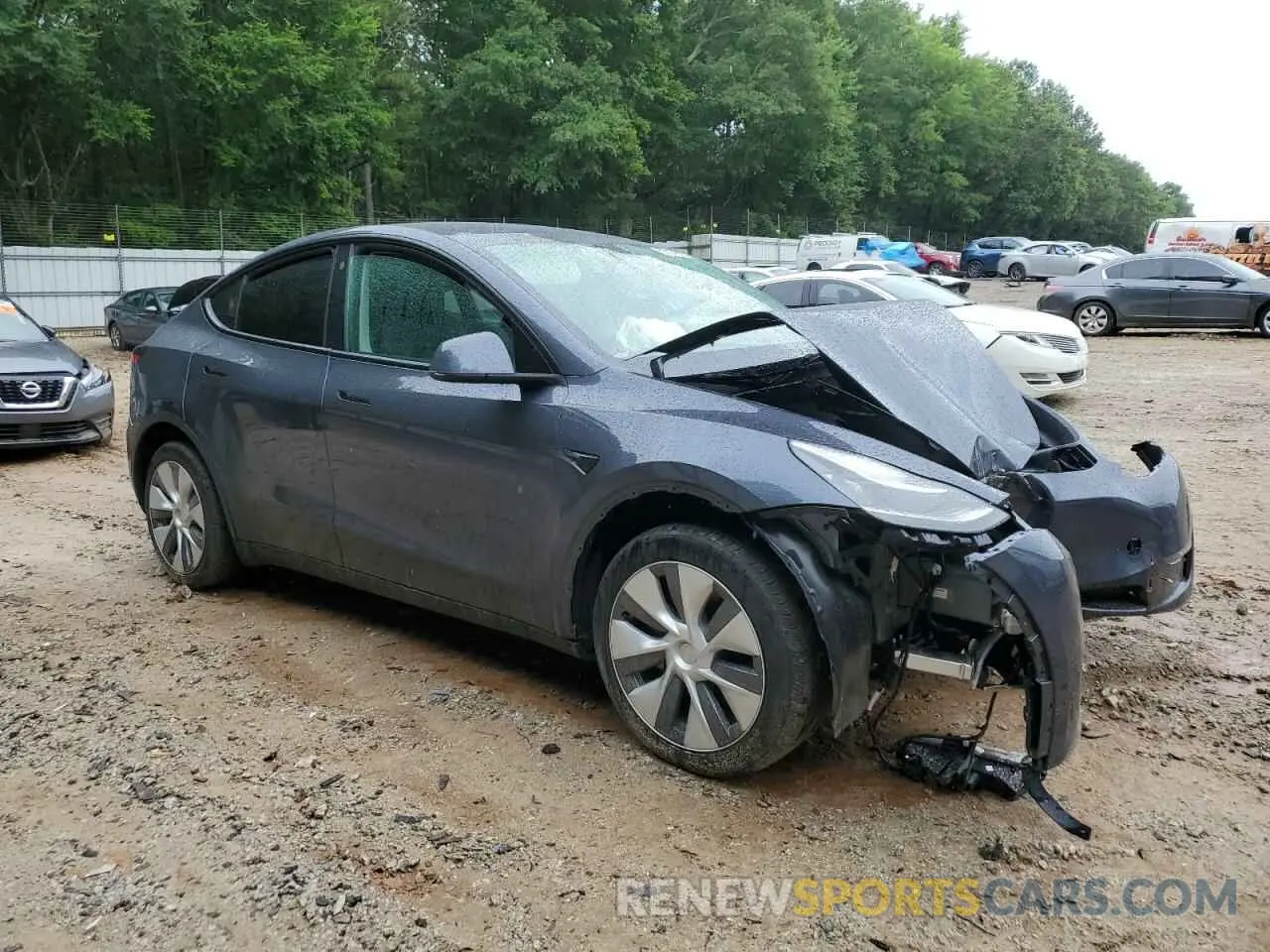 4 Photograph of a damaged car 7SAYGDEE6PA038113 TESLA MODEL Y 2023