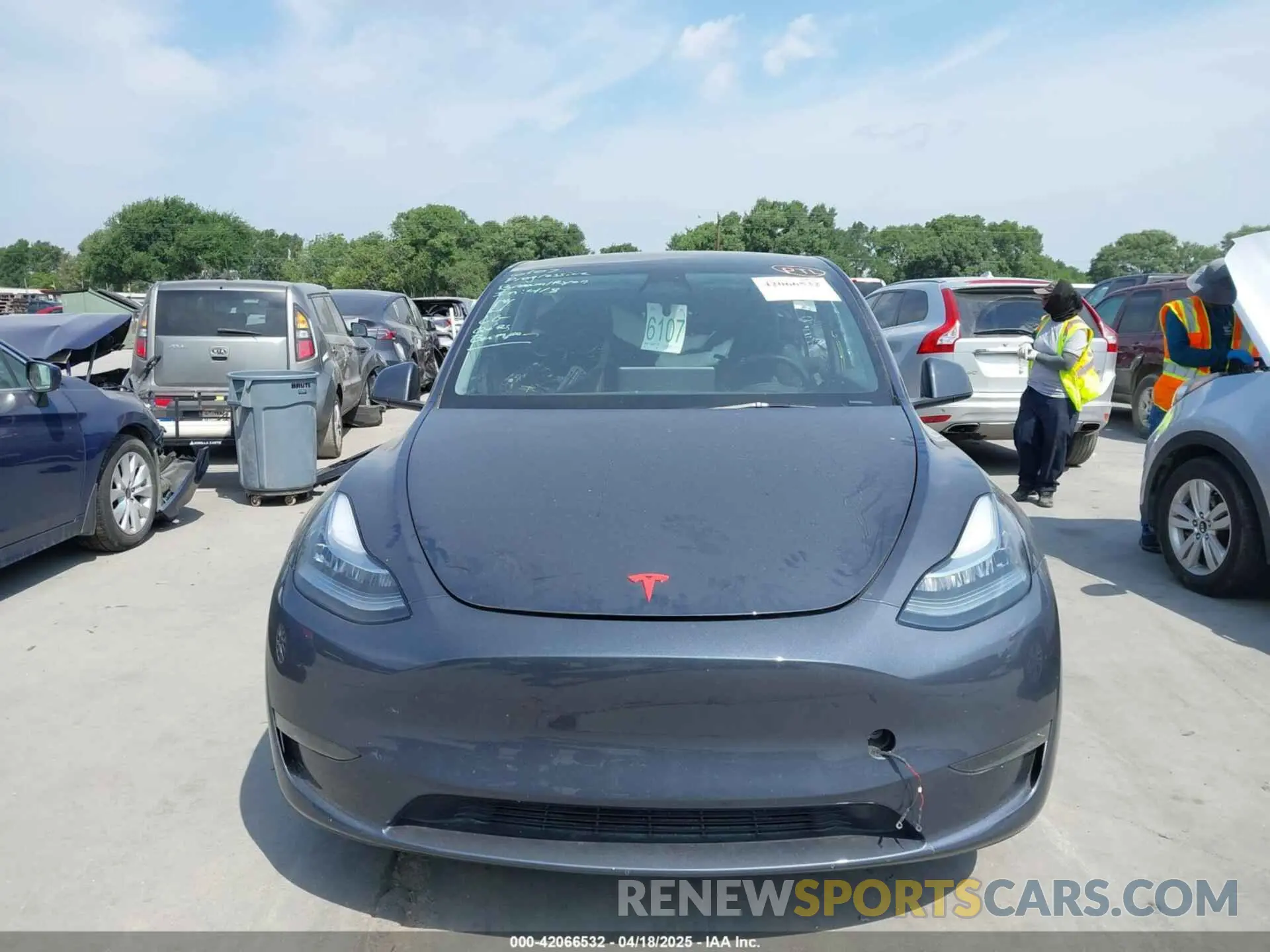 13 Фотография поврежденного автомобиля 7SAYGDEE6PA073931 TESLA MODEL Y 2023