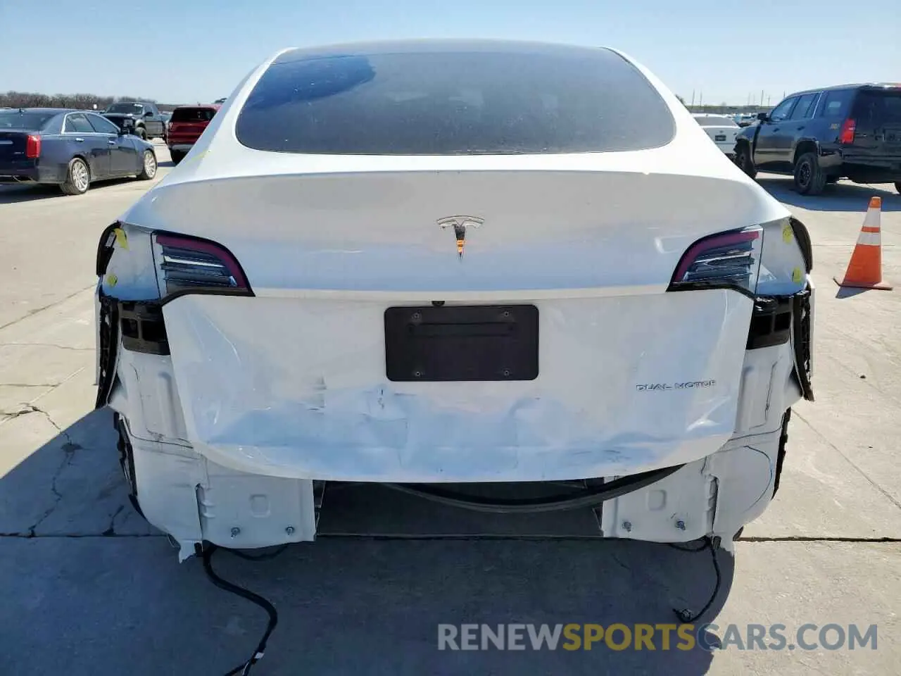 6 Фотография поврежденного автомобиля 7SAYGDEE6PA078787 TESLA MODEL Y 2023