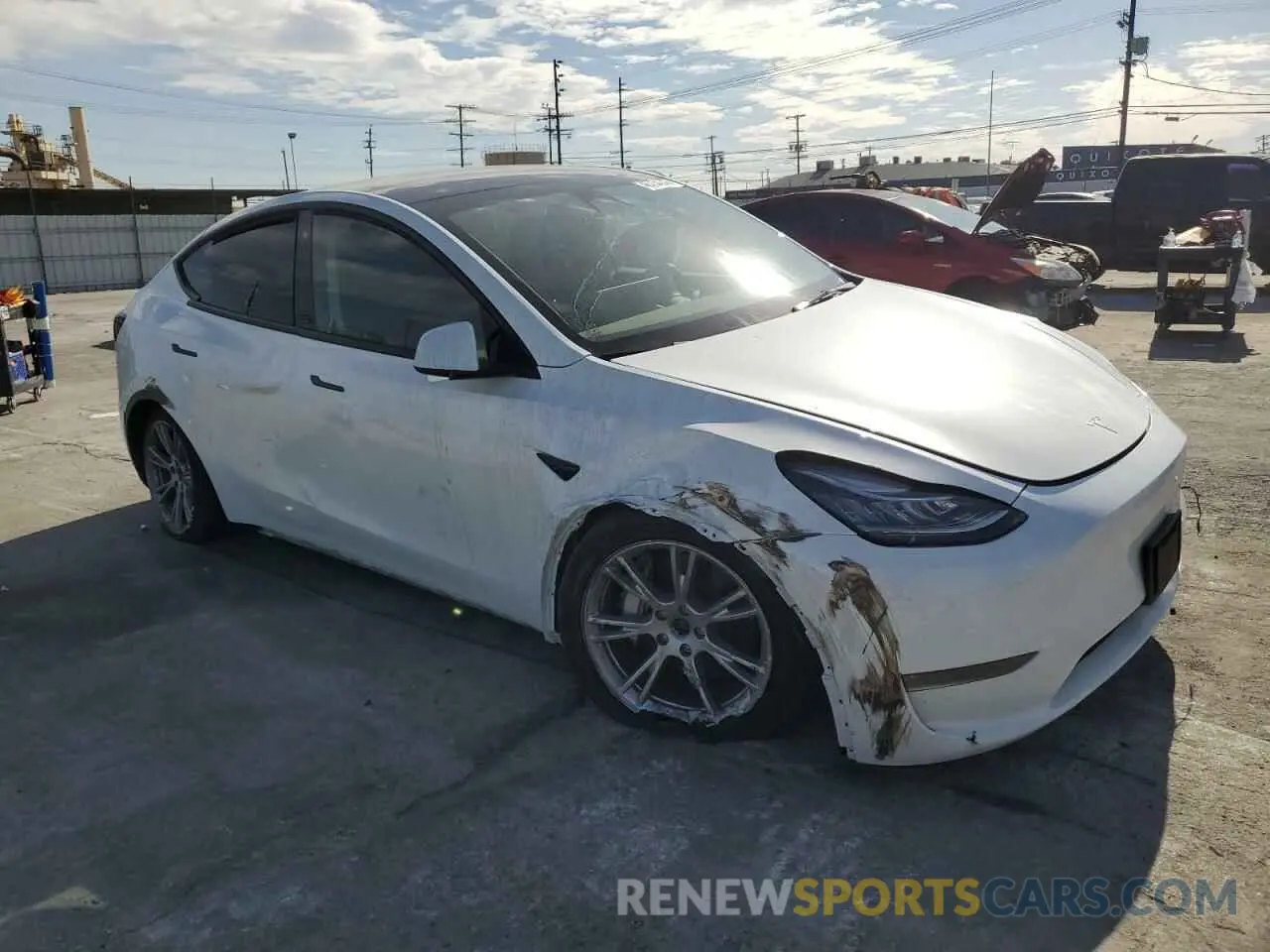 4 Photograph of a damaged car 7SAYGDEE6PA086727 TESLA MODEL Y 2023