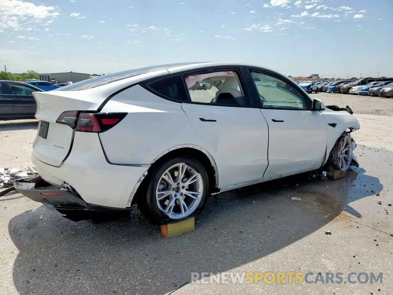 3 Photograph of a damaged car 7SAYGDEE6PA093483 TESLA MODEL Y 2023