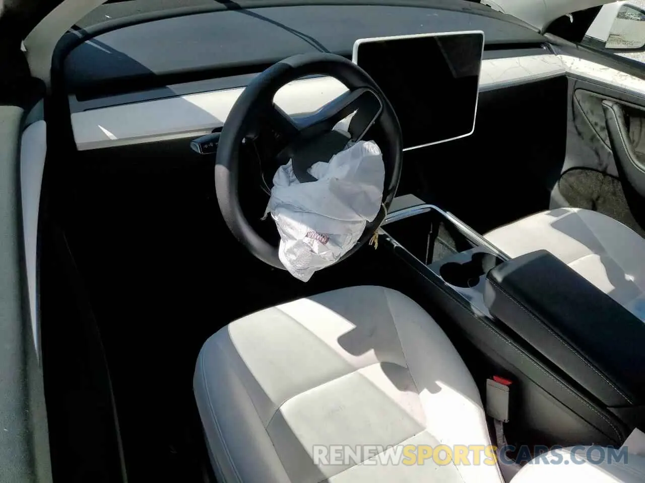 8 Photograph of a damaged car 7SAYGDEE6PA093483 TESLA MODEL Y 2023