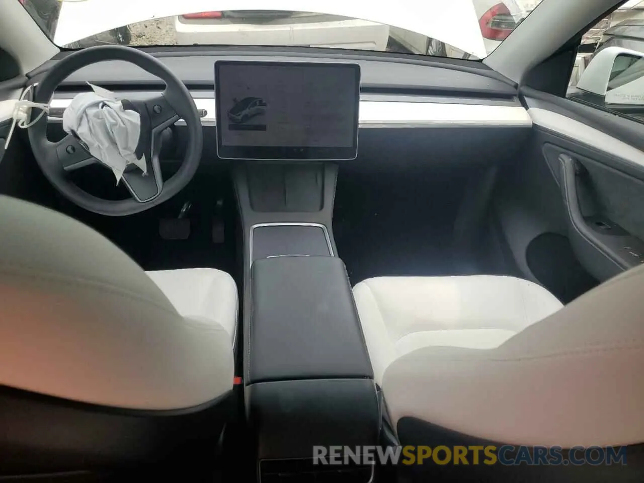 10 Photograph of a damaged car 7SAYGDEE6PA100058 TESLA MODEL Y 2023