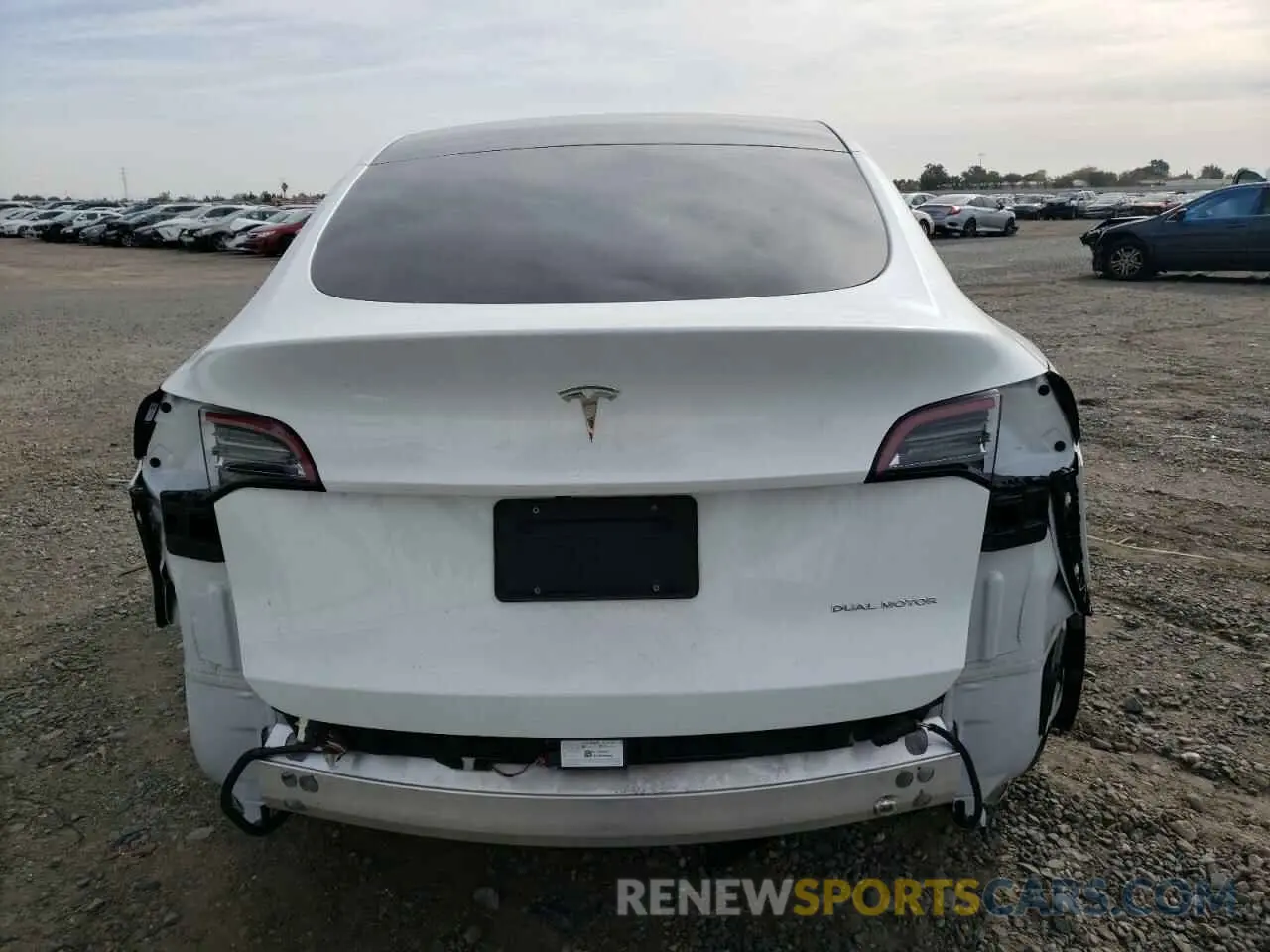6 Photograph of a damaged car 7SAYGDEE6PA122447 TESLA MODEL Y 2023