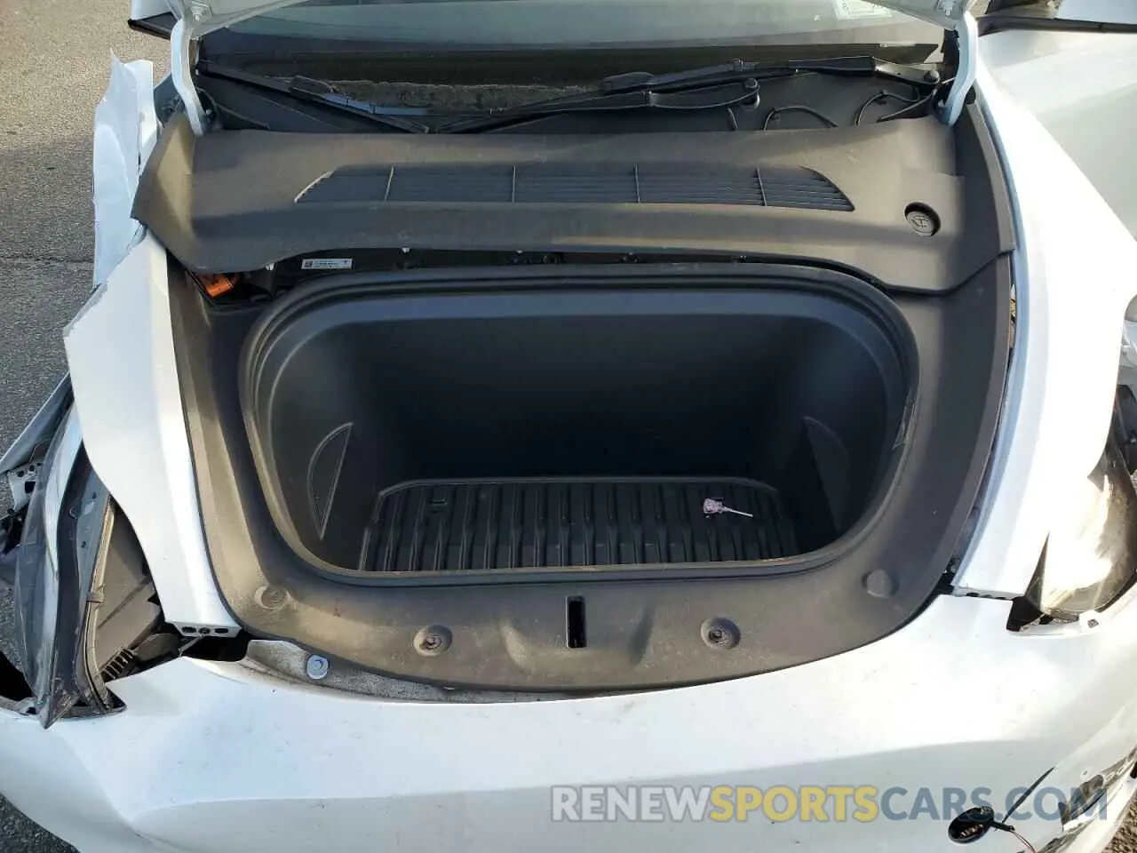 12 Photograph of a damaged car 7SAYGDEE6PA125140 TESLA MODEL Y 2023