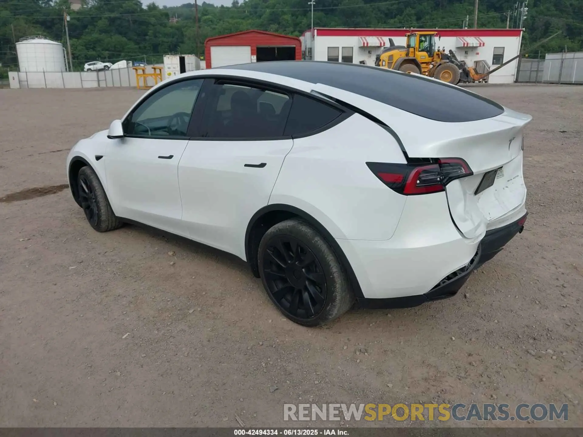 3 Photograph of a damaged car 7SAYGDEE6PA135196 TESLA MODEL Y 2023