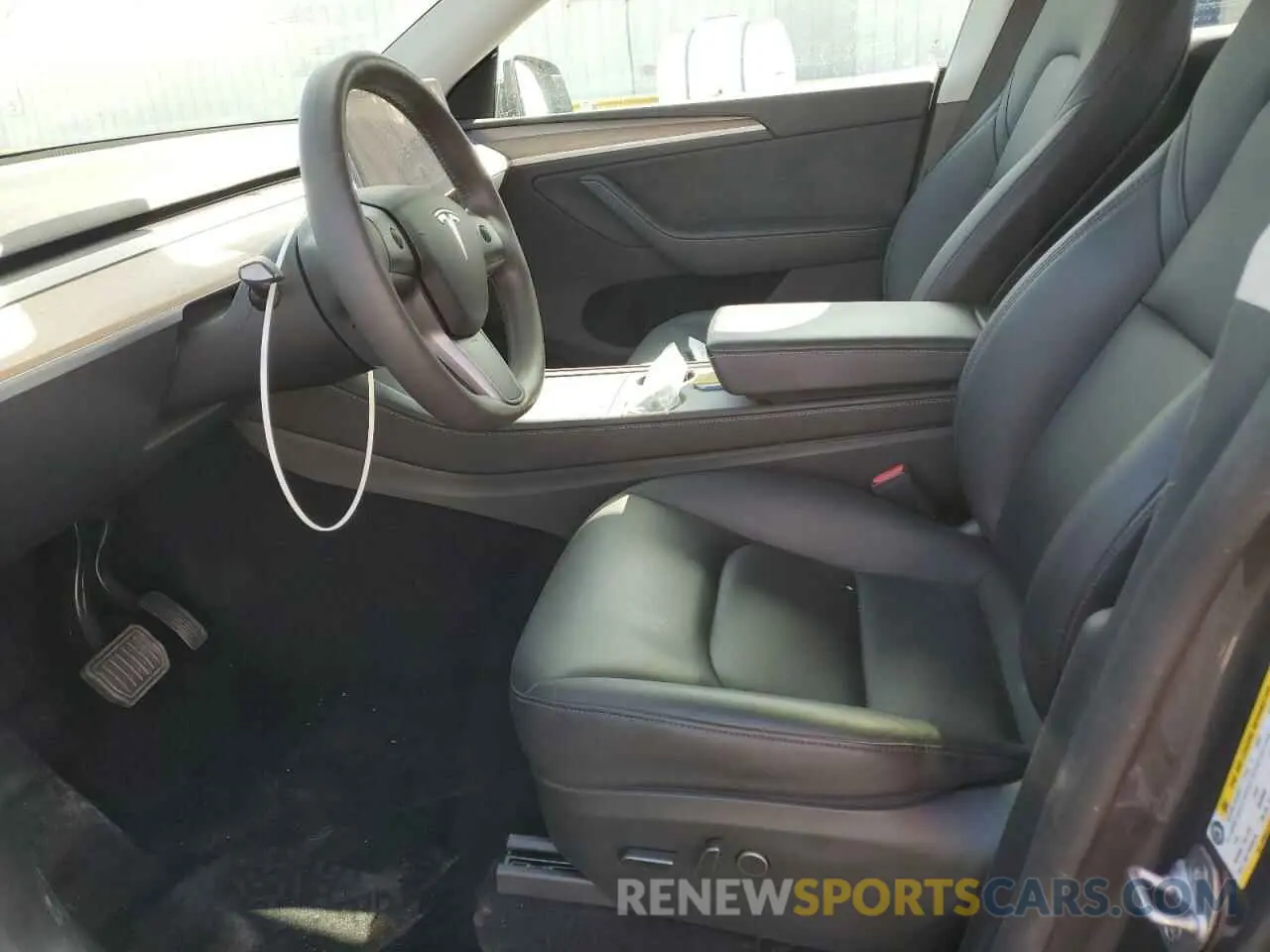 7 Photograph of a damaged car 7SAYGDEE6PA143010 TESLA MODEL Y 2023