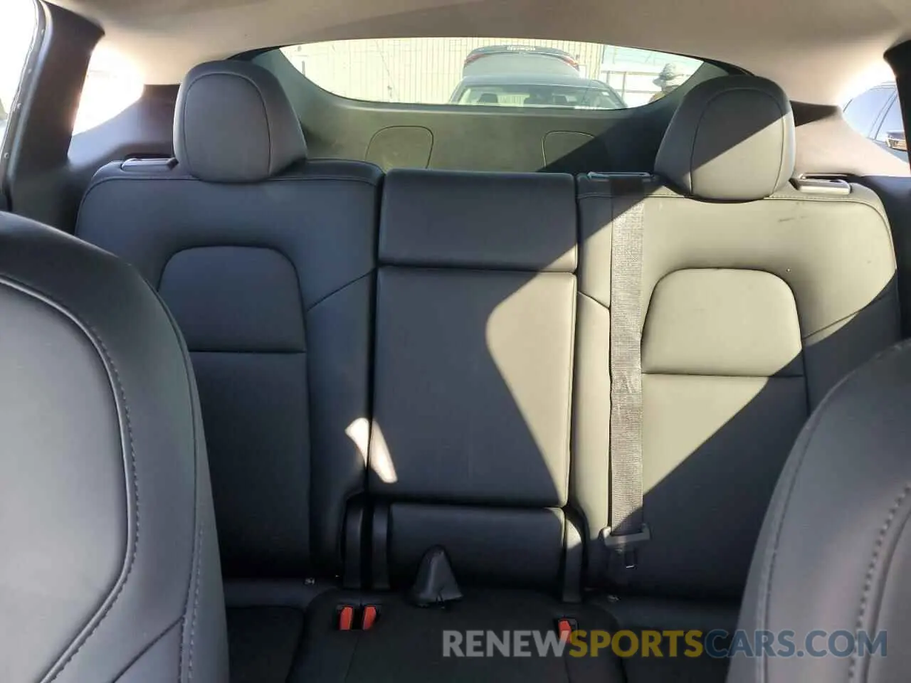 10 Photograph of a damaged car 7SAYGDEE6PA147428 TESLA MODEL Y 2023