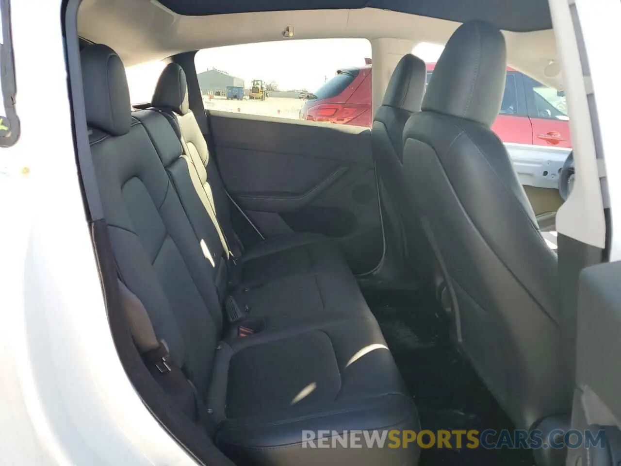 11 Photograph of a damaged car 7SAYGDEE6PA147428 TESLA MODEL Y 2023