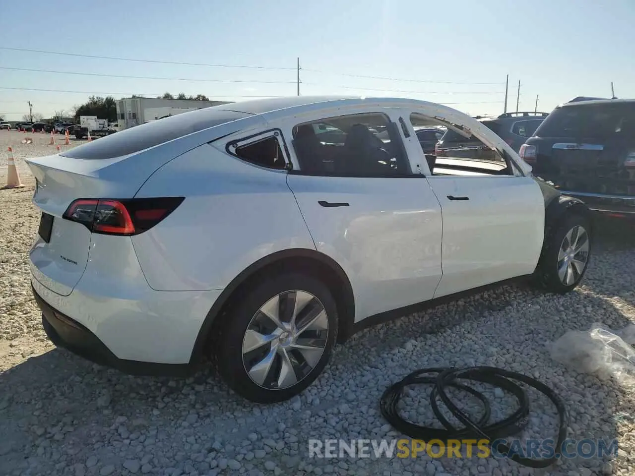 3 Photograph of a damaged car 7SAYGDEE6PA147428 TESLA MODEL Y 2023