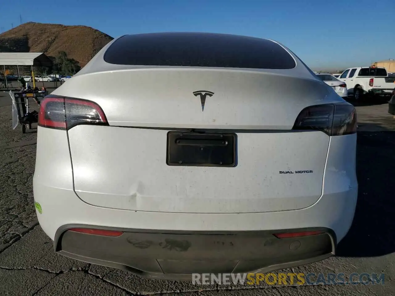 6 Фотография поврежденного автомобиля 7SAYGDEE6PA155383 TESLA MODEL Y 2023