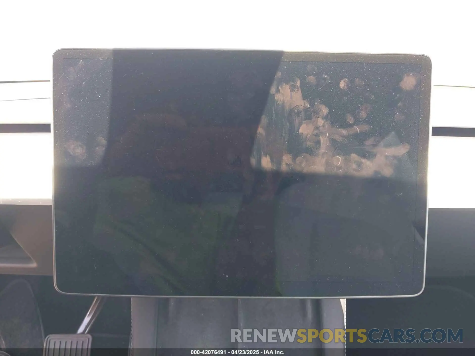 16 Photograph of a damaged car 7SAYGDEE6PA162186 TESLA MODEL Y 2023