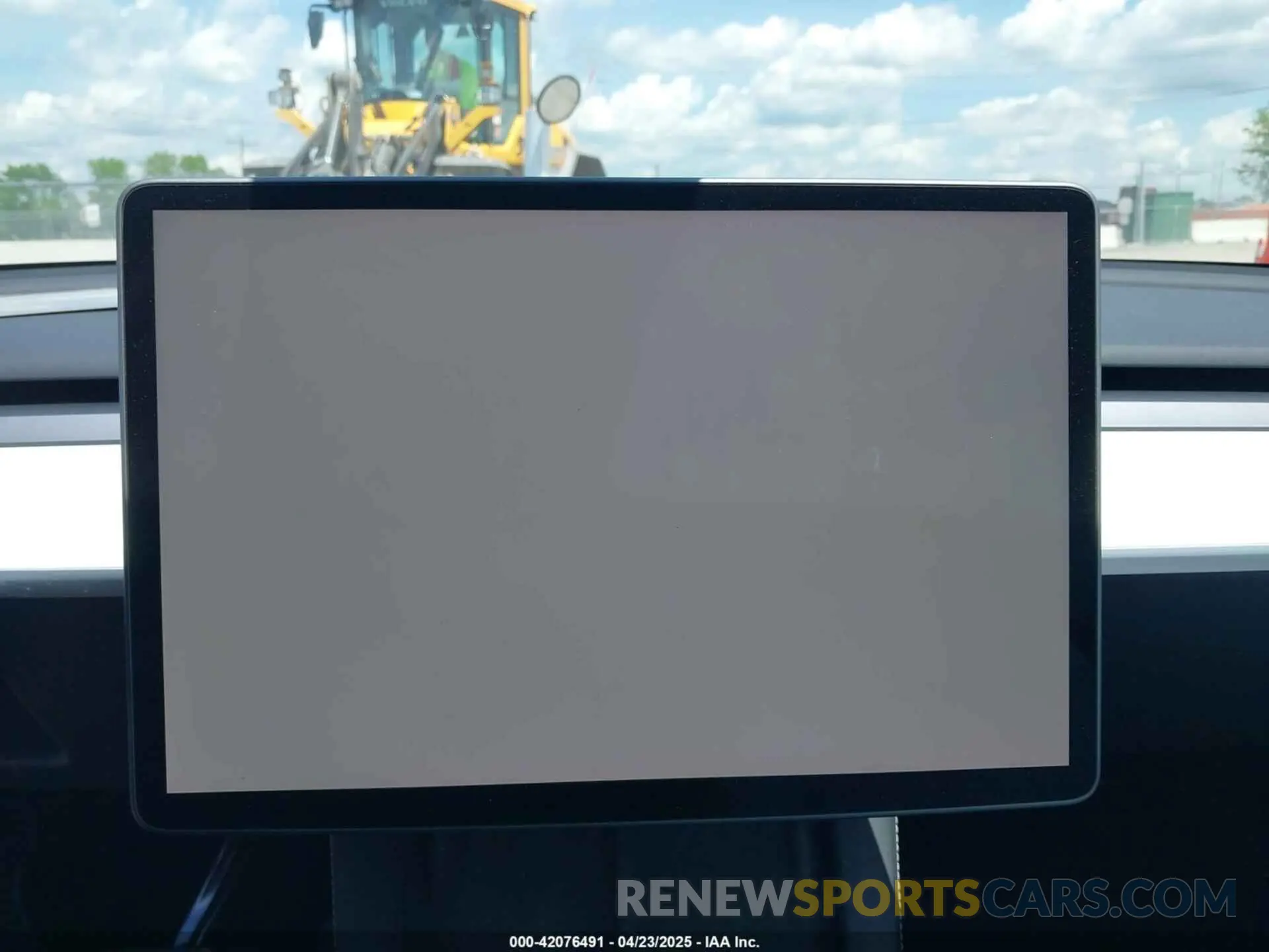 7 Photograph of a damaged car 7SAYGDEE6PA162186 TESLA MODEL Y 2023