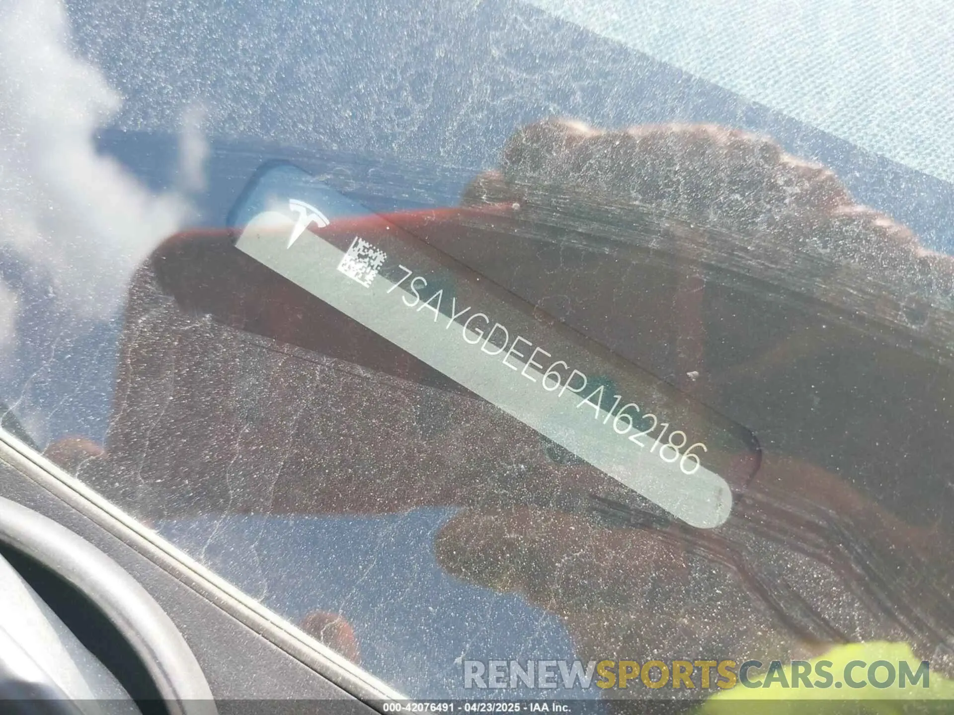 9 Photograph of a damaged car 7SAYGDEE6PA162186 TESLA MODEL Y 2023