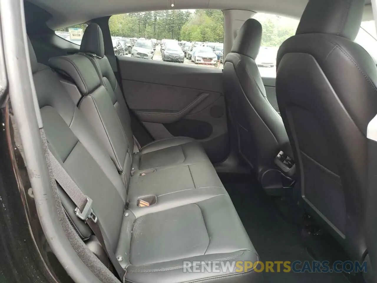 11 Photograph of a damaged car 7SAYGDEE6PA175892 TESLA MODEL Y 2023