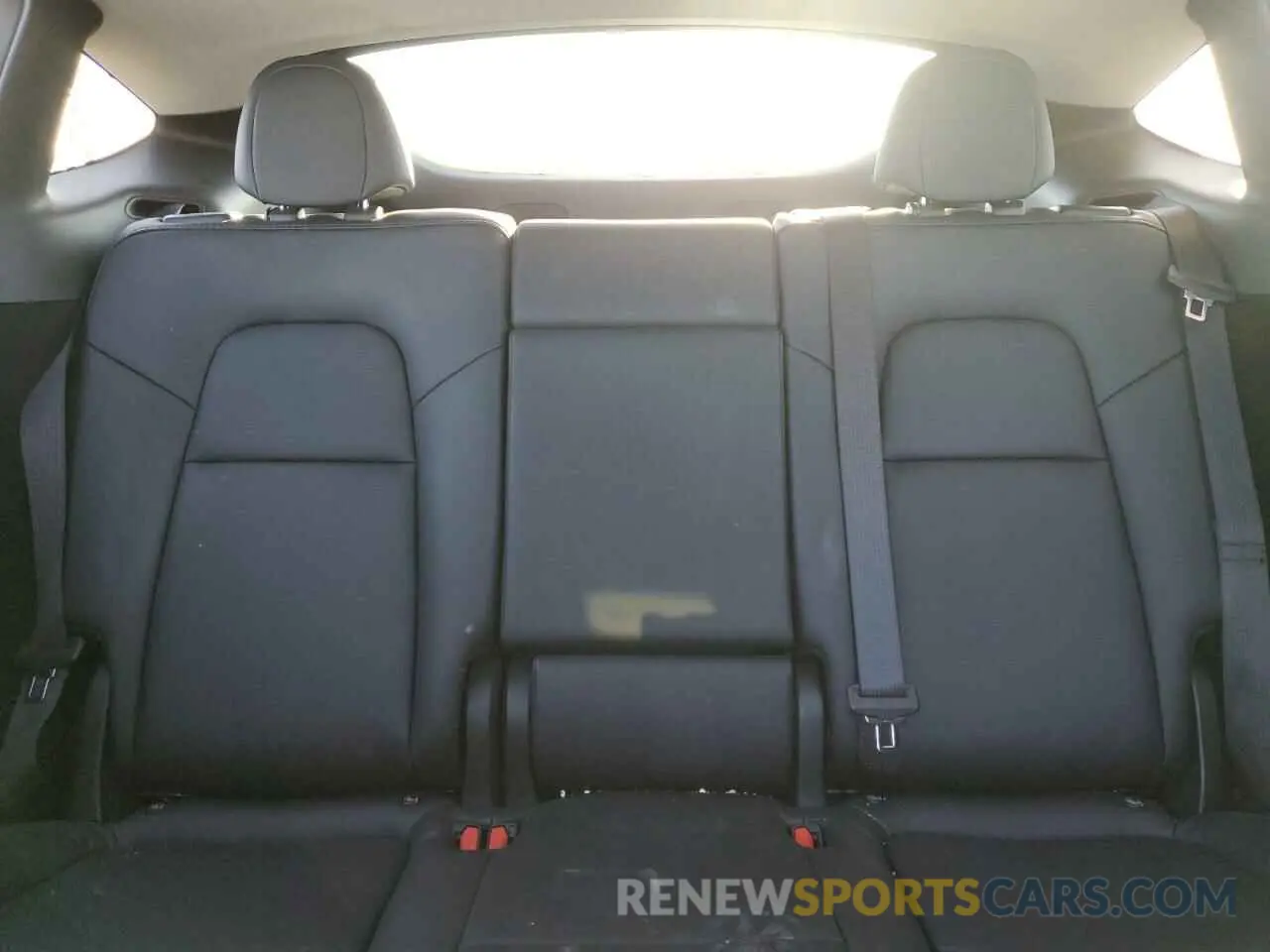 10 Photograph of a damaged car 7SAYGDEE6PA189503 TESLA MODEL Y 2023