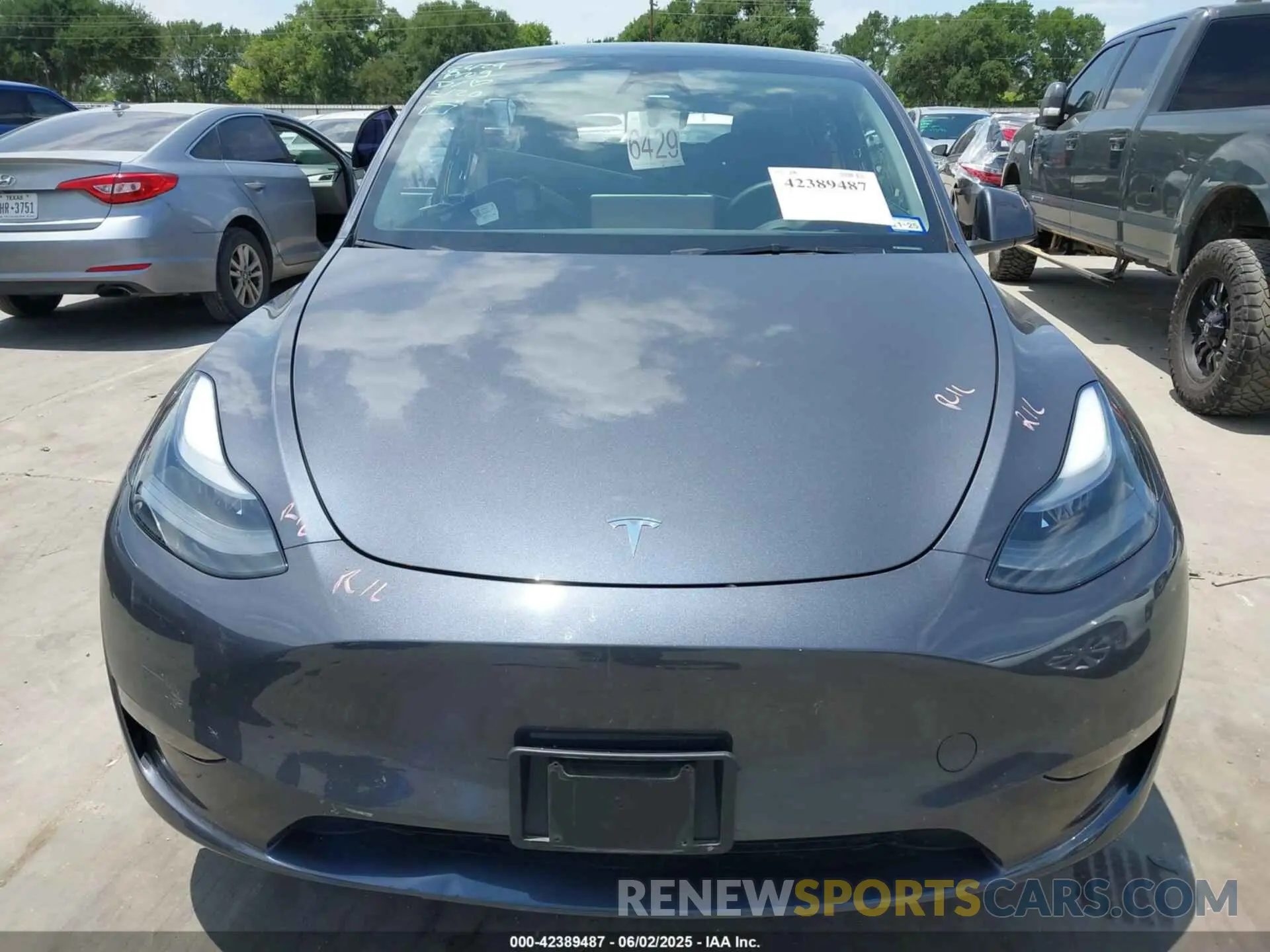 11 Фотография поврежденного автомобиля 7SAYGDEE6PA196760 TESLA MODEL Y 2023