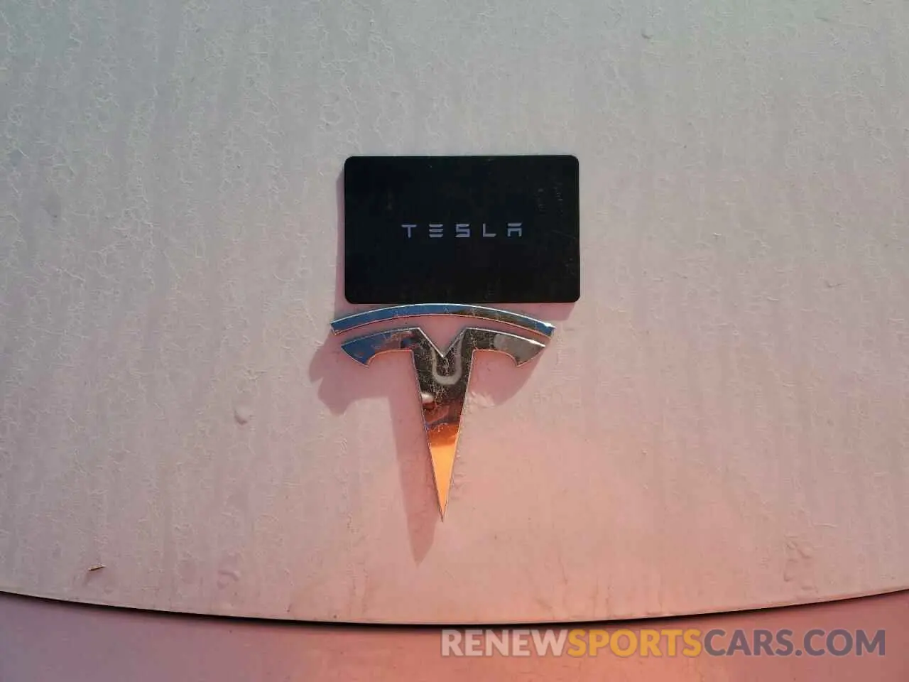 12 Photograph of a damaged car 7SAYGDEE6PA202377 TESLA MODEL Y 2023