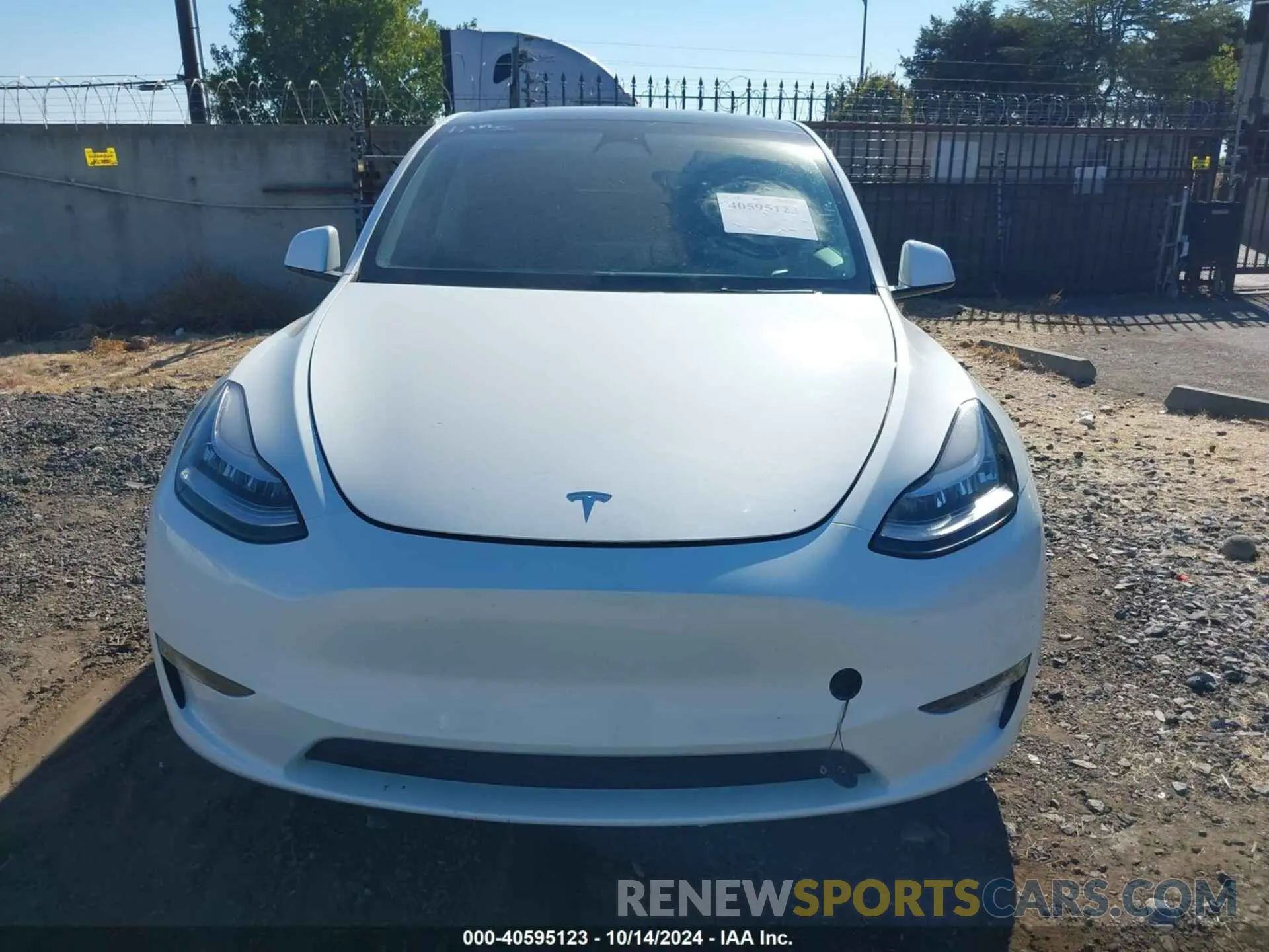 11 Фотография поврежденного автомобиля 7SAYGDEE6PF588608 TESLA MODEL Y 2023