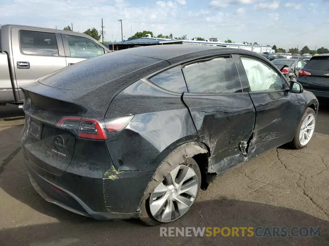 3 Photograph of a damaged car 7SAYGDEE6PF622725 TESLA MODEL Y 2023