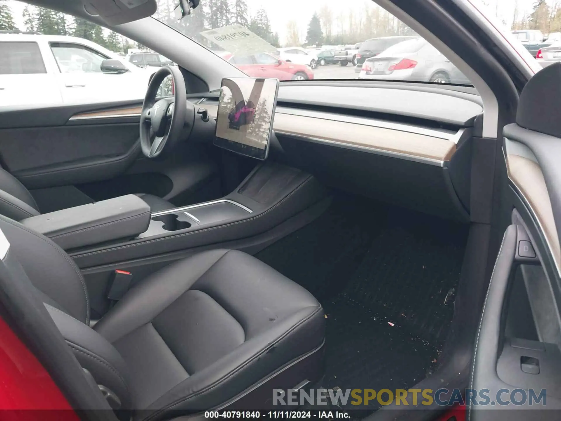5 Photograph of a damaged car 7SAYGDEE6PF648872 TESLA MODEL Y 2023