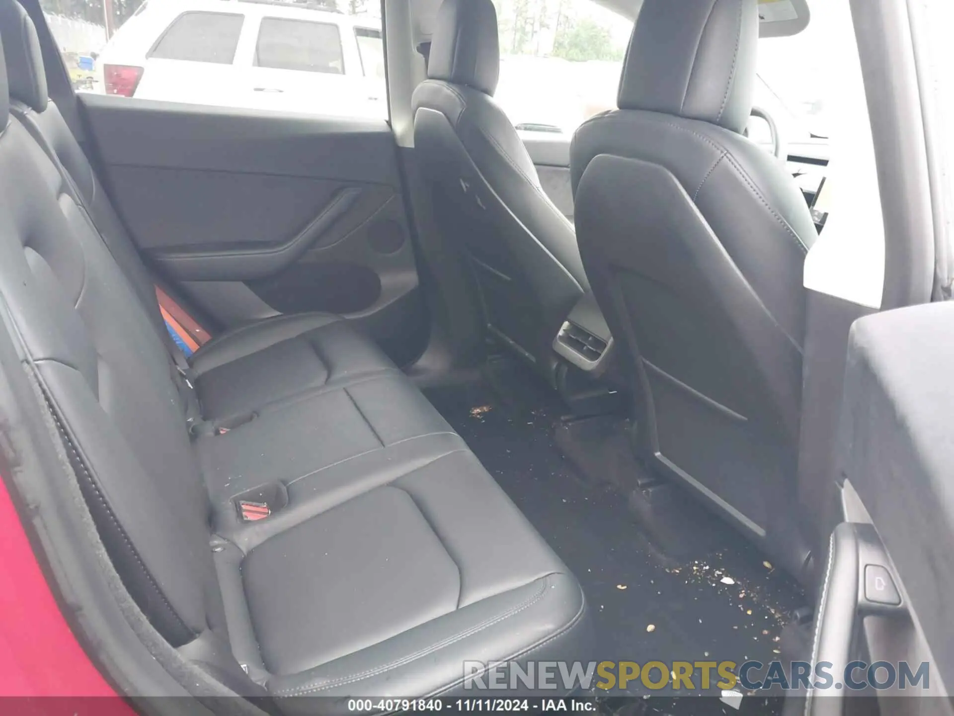 8 Photograph of a damaged car 7SAYGDEE6PF648872 TESLA MODEL Y 2023