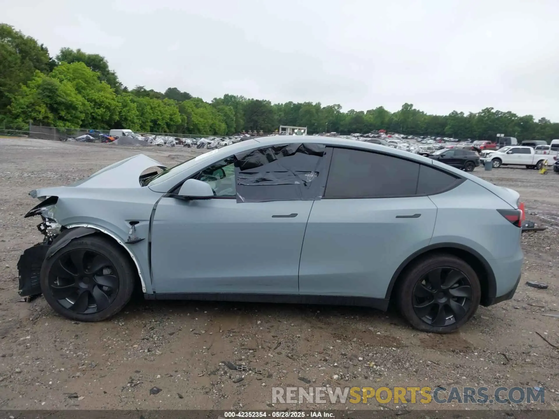 13 Фотография поврежденного автомобиля 7SAYGDEE6PF685422 TESLA MODEL Y 2023