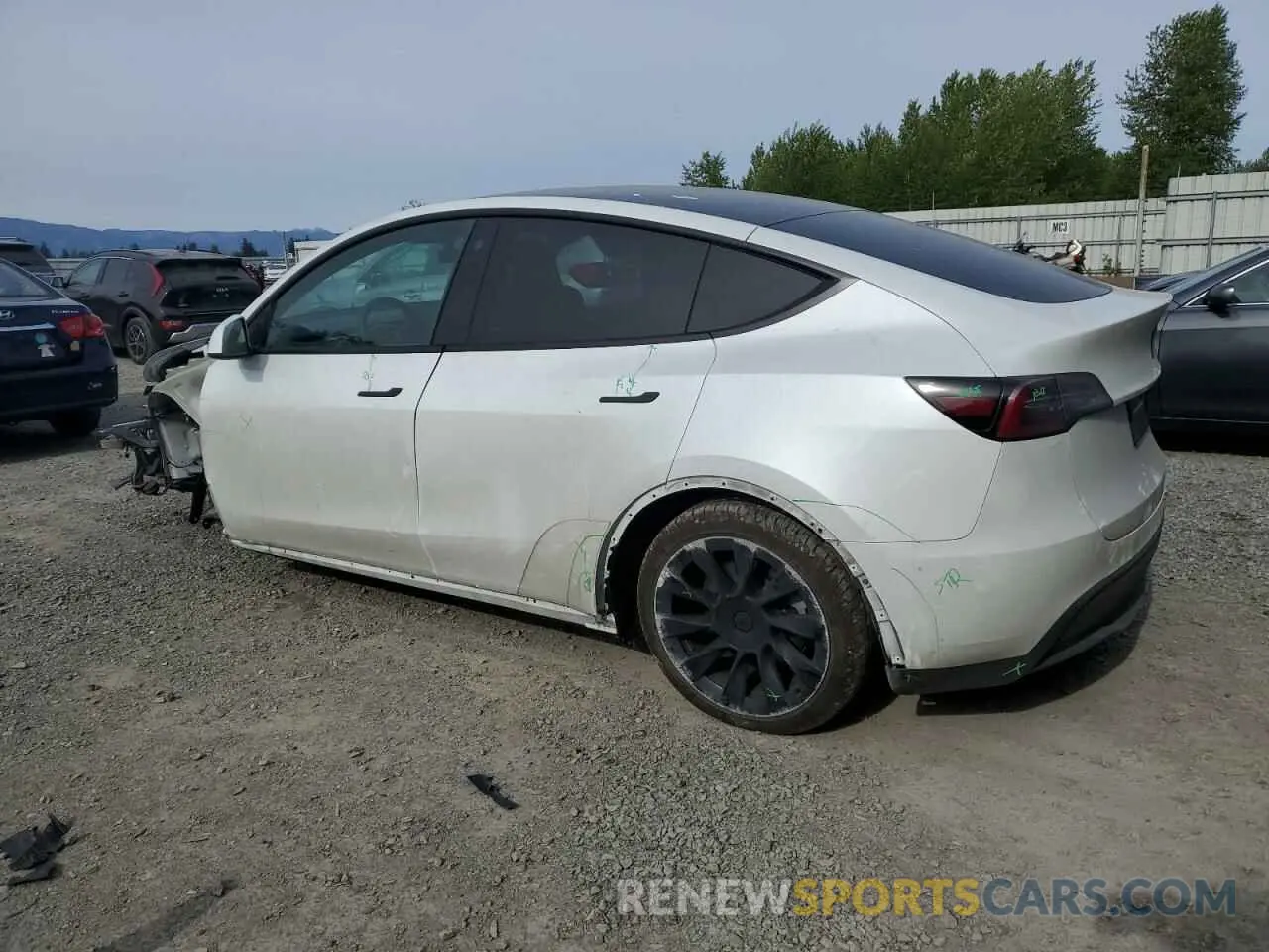 2 Фотография поврежденного автомобиля 7SAYGDEE6PF692970 TESLA MODEL Y 2023