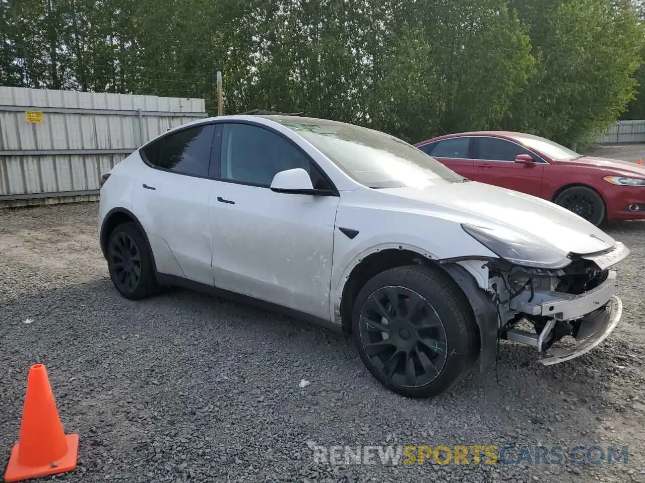 4 Фотография поврежденного автомобиля 7SAYGDEE6PF692970 TESLA MODEL Y 2023