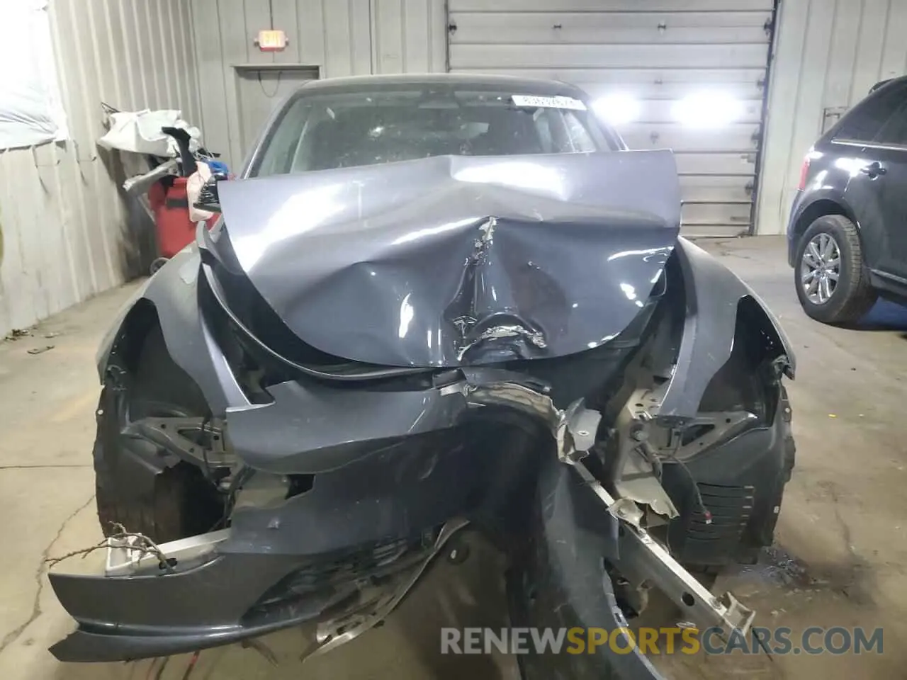 5 Photograph of a damaged car 7SAYGDEE6PF752245 TESLA MODEL Y 2023