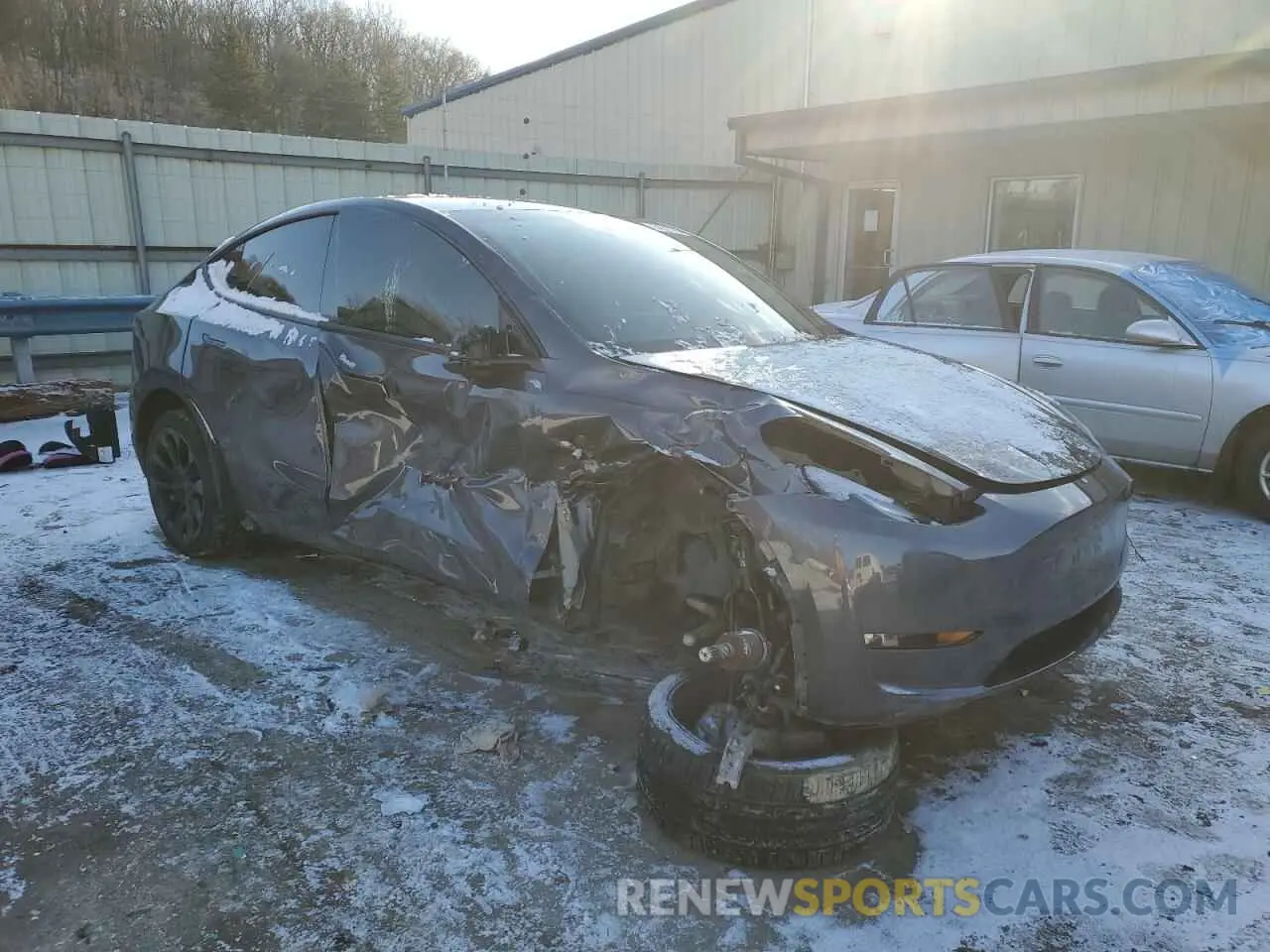 4 Photograph of a damaged car 7SAYGDEE6PF752570 TESLA MODEL Y 2023