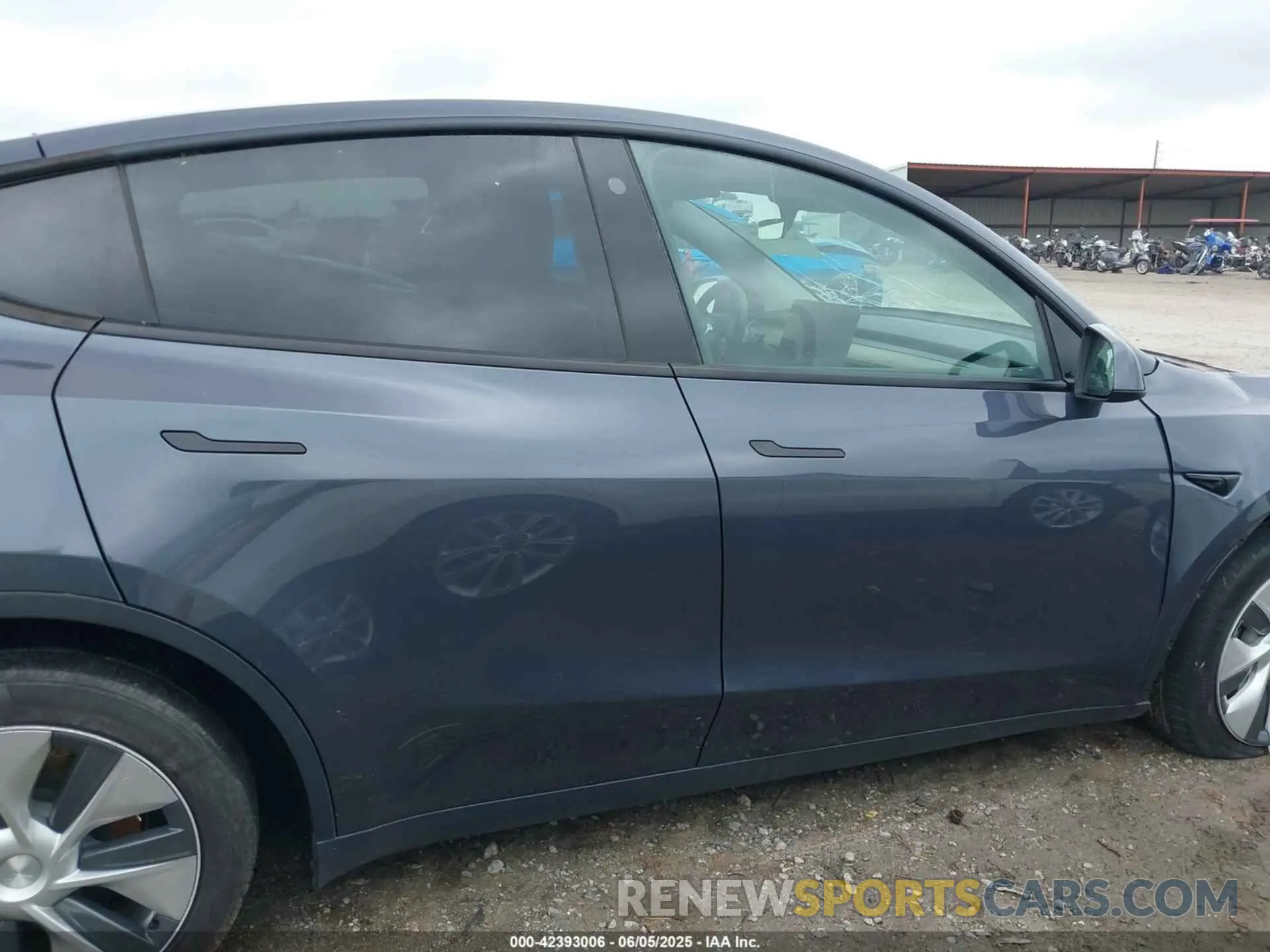 12 Photograph of a damaged car 7SAYGDEE6PF764511 TESLA MODEL Y 2023