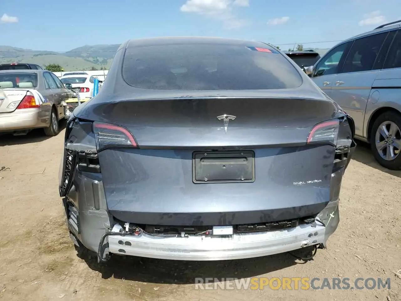 6 Фотография поврежденного автомобиля 7SAYGDEE6PF781681 TESLA MODEL Y 2023
