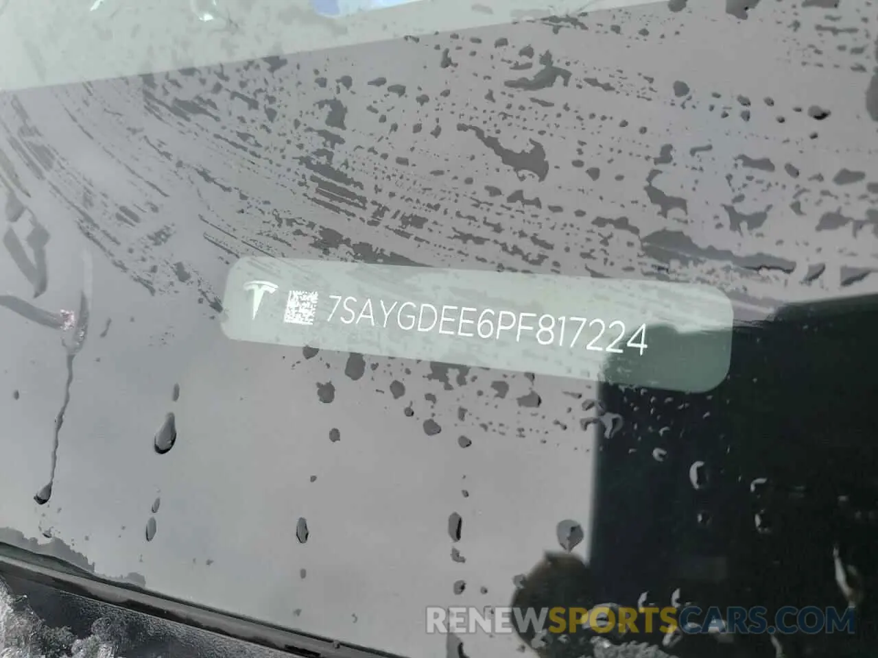 12 Photograph of a damaged car 7SAYGDEE6PF817224 TESLA MODEL Y 2023
