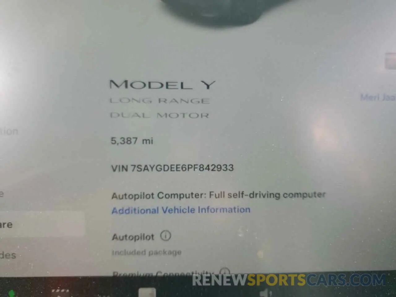 9 Photograph of a damaged car 7SAYGDEE6PF842933 TESLA MODEL Y 2023