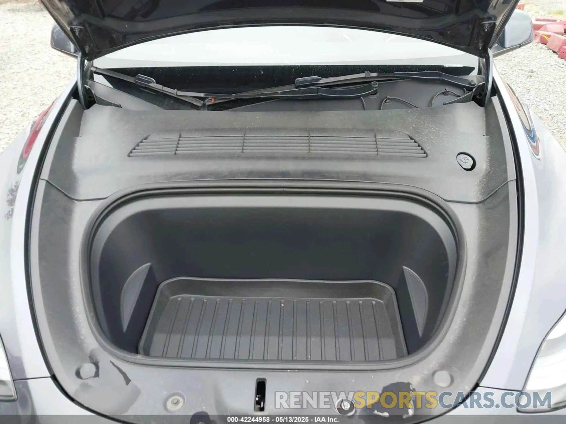 10 Фотография поврежденного автомобиля 7SAYGDEE6PF844200 TESLA MODEL Y 2023