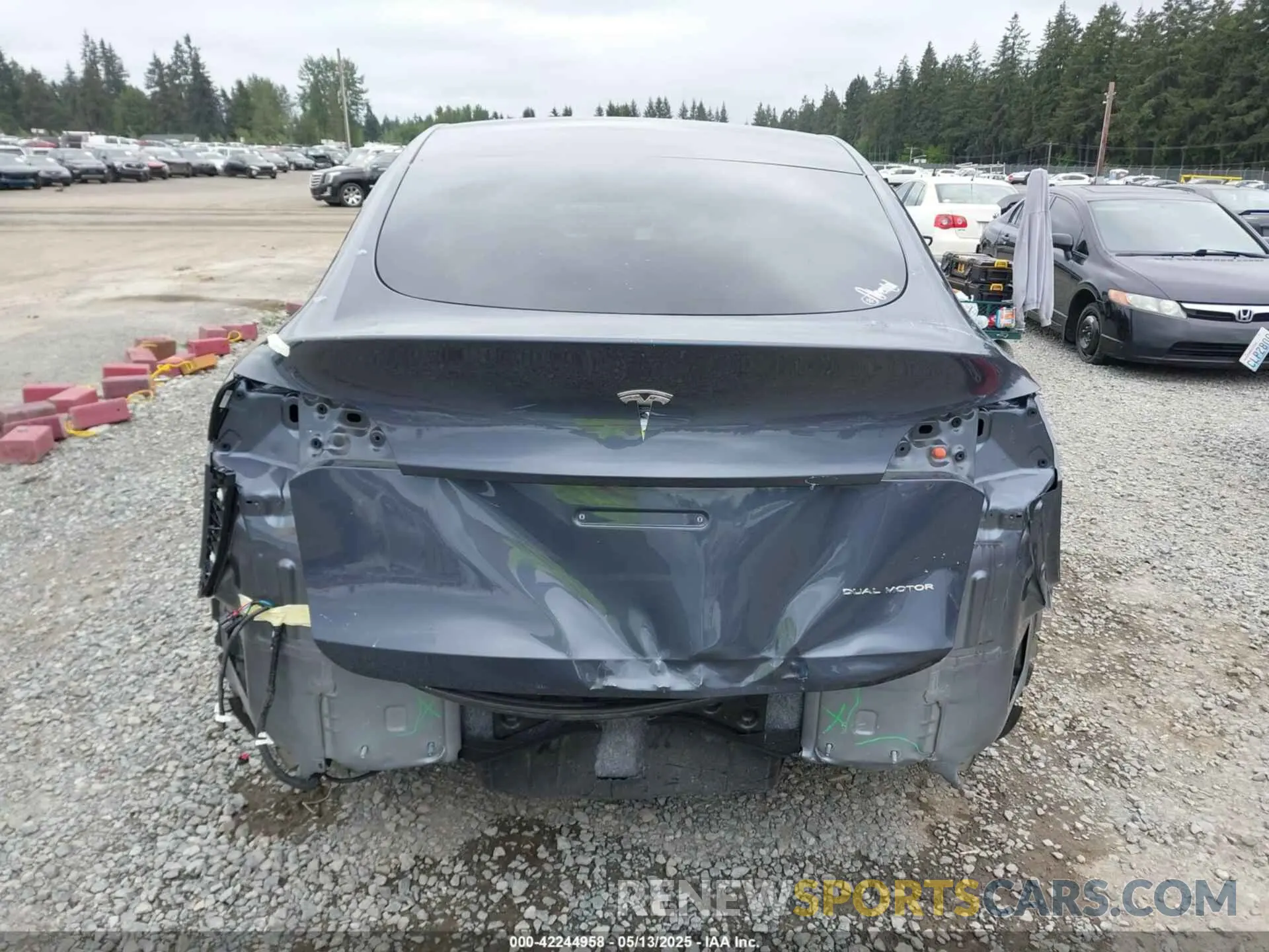 17 Фотография поврежденного автомобиля 7SAYGDEE6PF844200 TESLA MODEL Y 2023