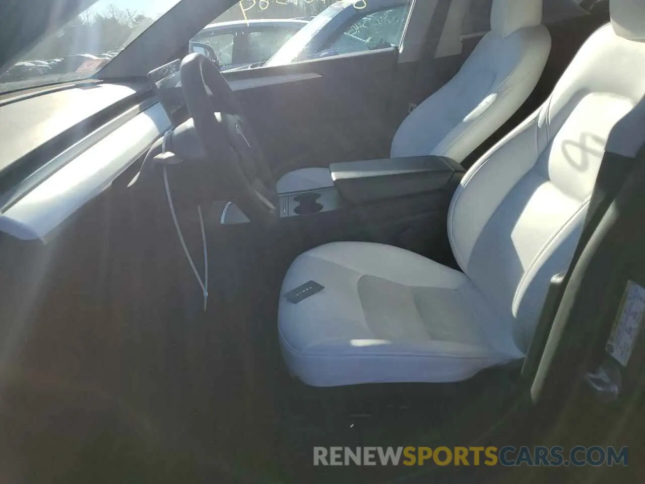 7 Photograph of a damaged car 7SAYGDEE6PF884129 TESLA MODEL Y 2023