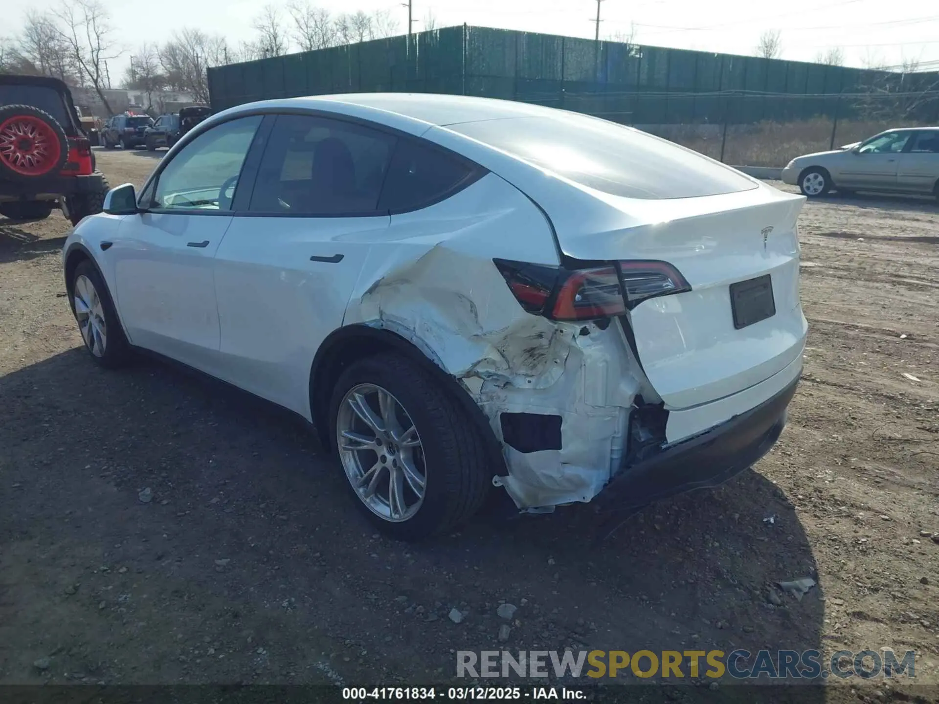 3 Photograph of a damaged car 7SAYGDEE6PF912074 TESLA MODEL Y 2023