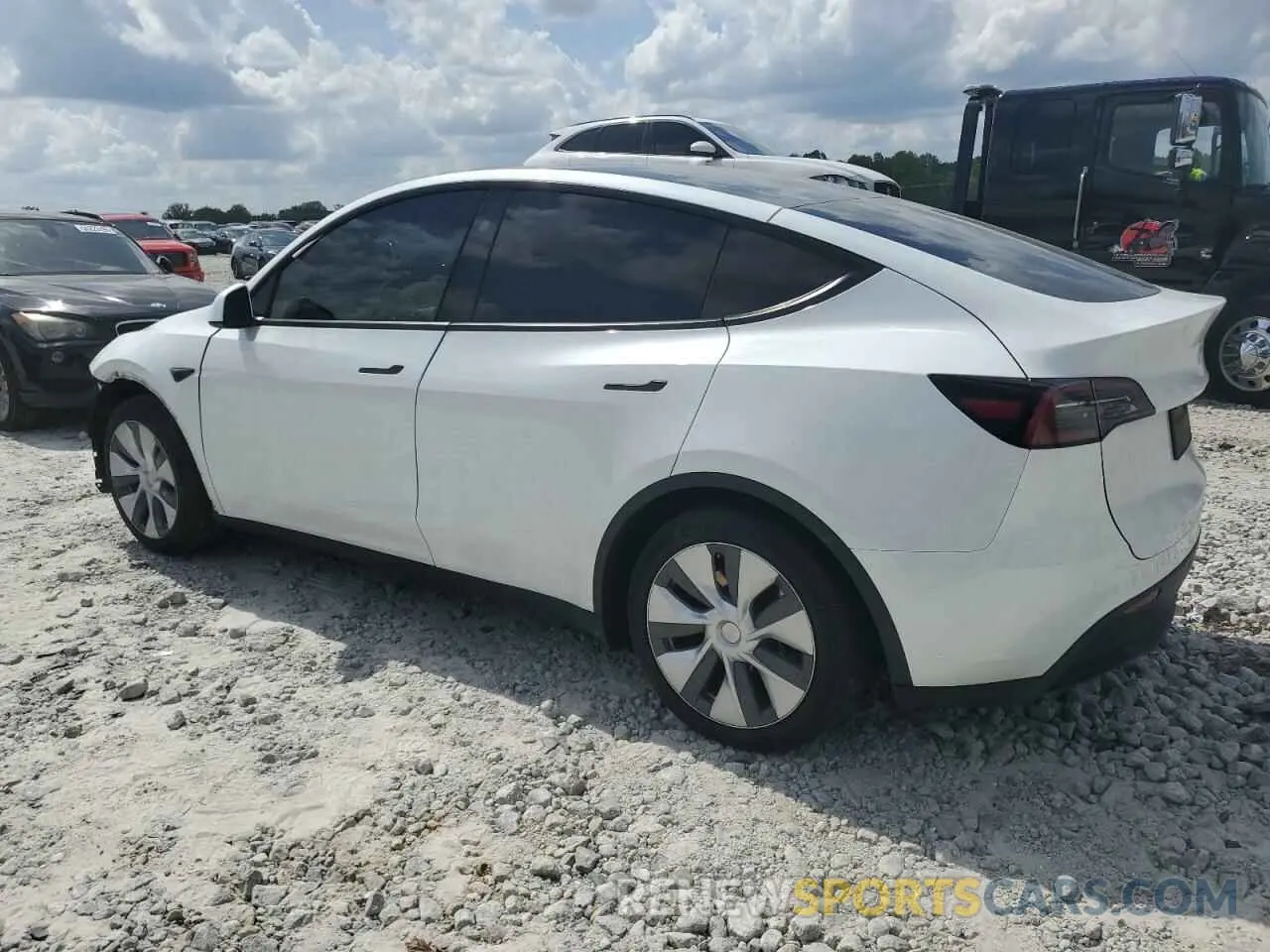 2 Фотография поврежденного автомобиля 7SAYGDEE6PF947228 TESLA MODEL Y 2023