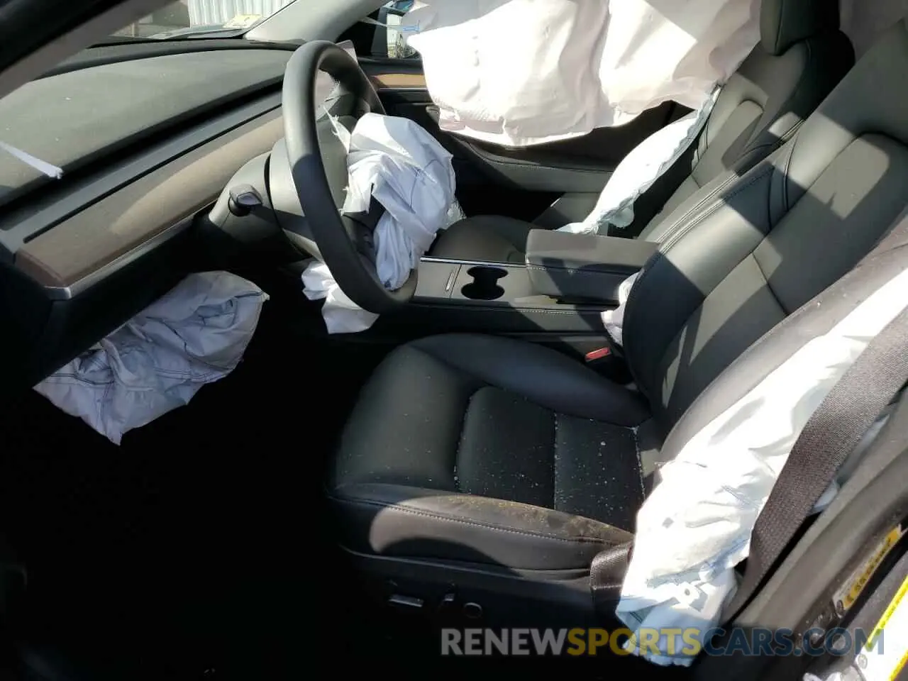 7 Photograph of a damaged car 7SAYGDEE7PA037276 TESLA MODEL Y 2023