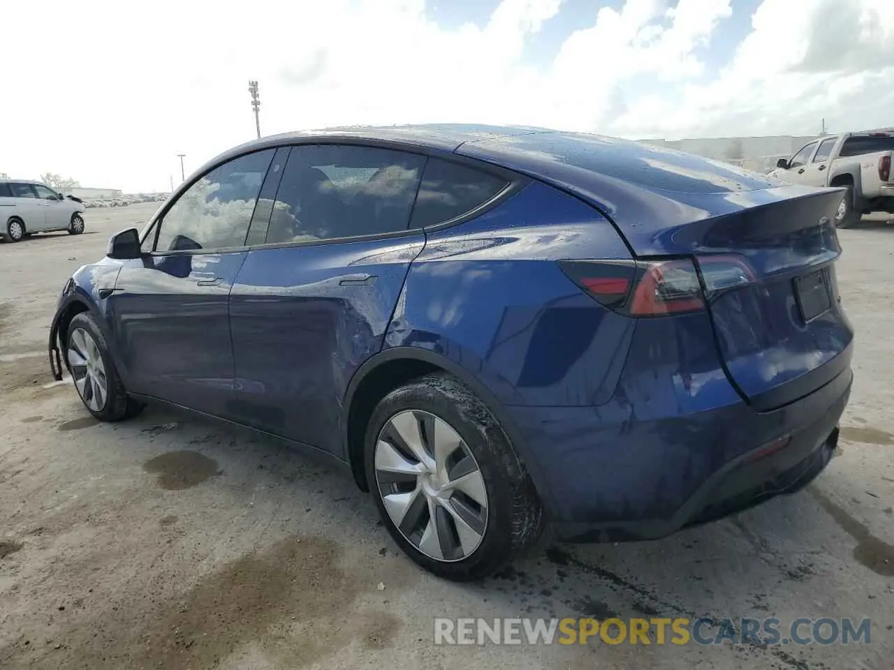 2 Photograph of a damaged car 7SAYGDEE7PA041117 TESLA MODEL Y 2023