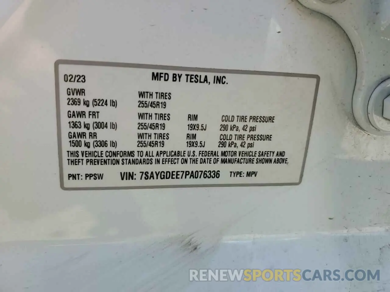 16 Photograph of a damaged car 7SAYGDEE7PA076336 TESLA MODEL Y 2023