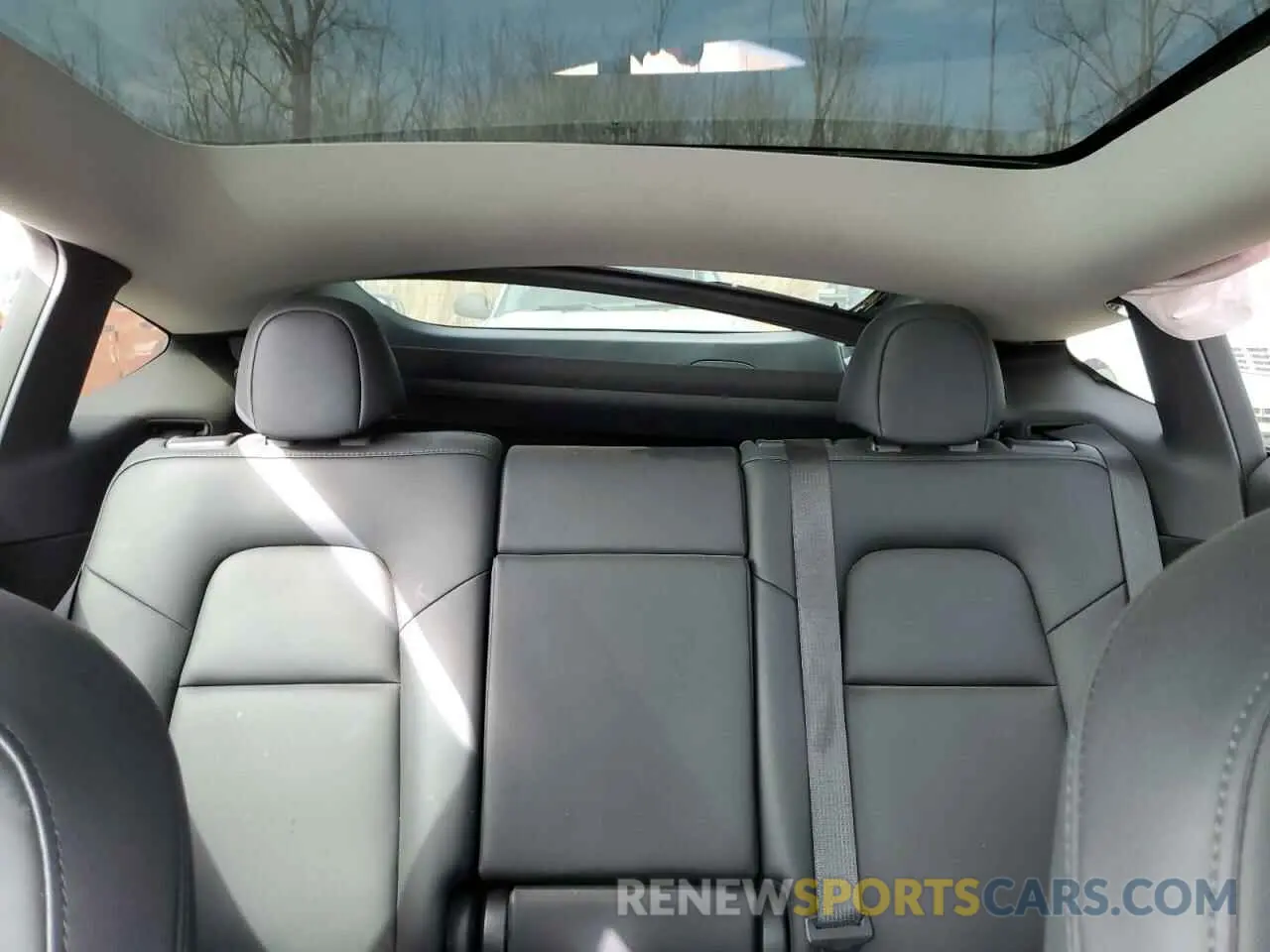 10 Фотография поврежденного автомобиля 7SAYGDEE7PA079740 TESLA MODEL Y 2023