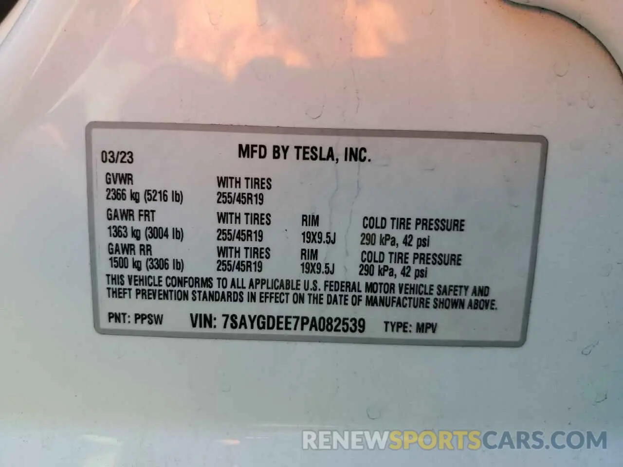 13 Photograph of a damaged car 7SAYGDEE7PA082539 TESLA MODEL Y 2023
