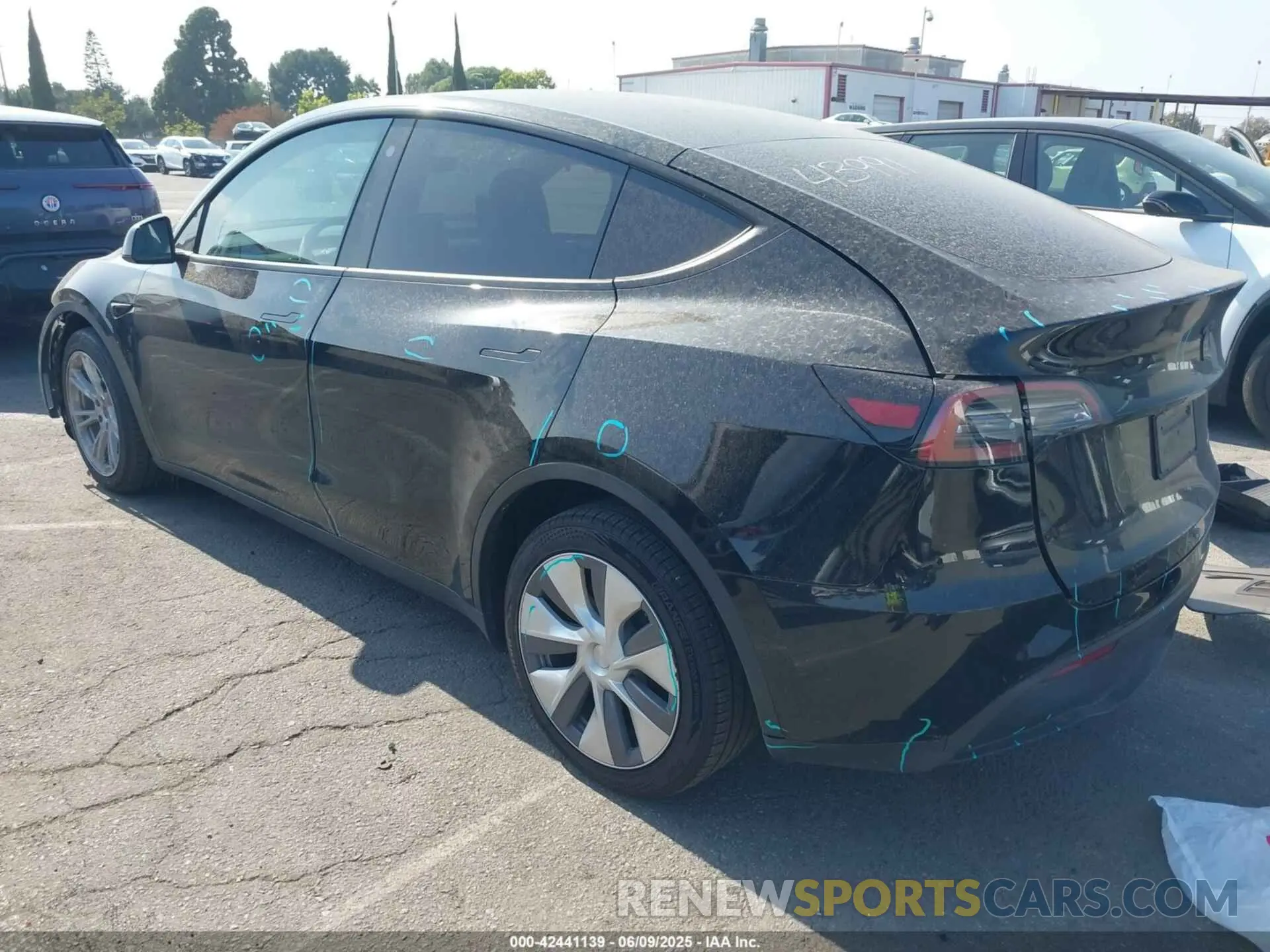 3 Фотография поврежденного автомобиля 7SAYGDEE7PA092326 TESLA MODEL Y 2023