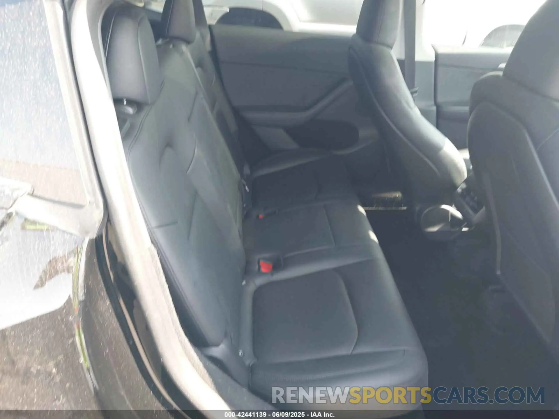 8 Фотография поврежденного автомобиля 7SAYGDEE7PA092326 TESLA MODEL Y 2023