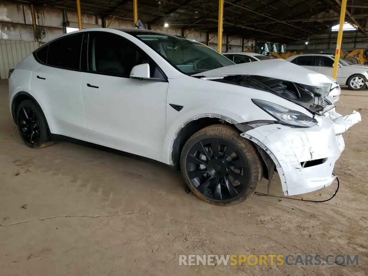4 Фотография поврежденного автомобиля 7SAYGDEE7PA097462 TESLA MODEL Y 2023
