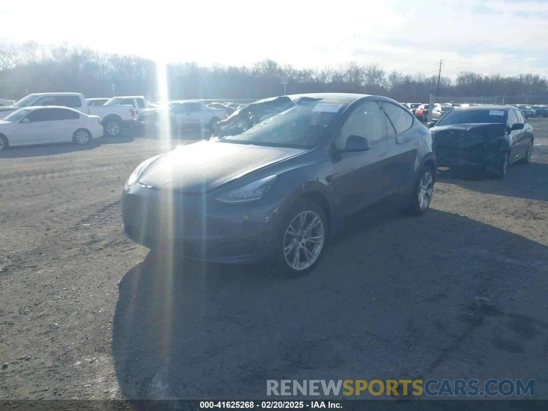 2 Фотография поврежденного автомобиля 7SAYGDEE7PA109299 TESLA MODEL Y 2023